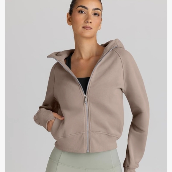 Trendy Queen Womens Zip-Up Hoodie Cropped Sweatshirt Fleece Color Coffee Tan - Picture 2 of 5